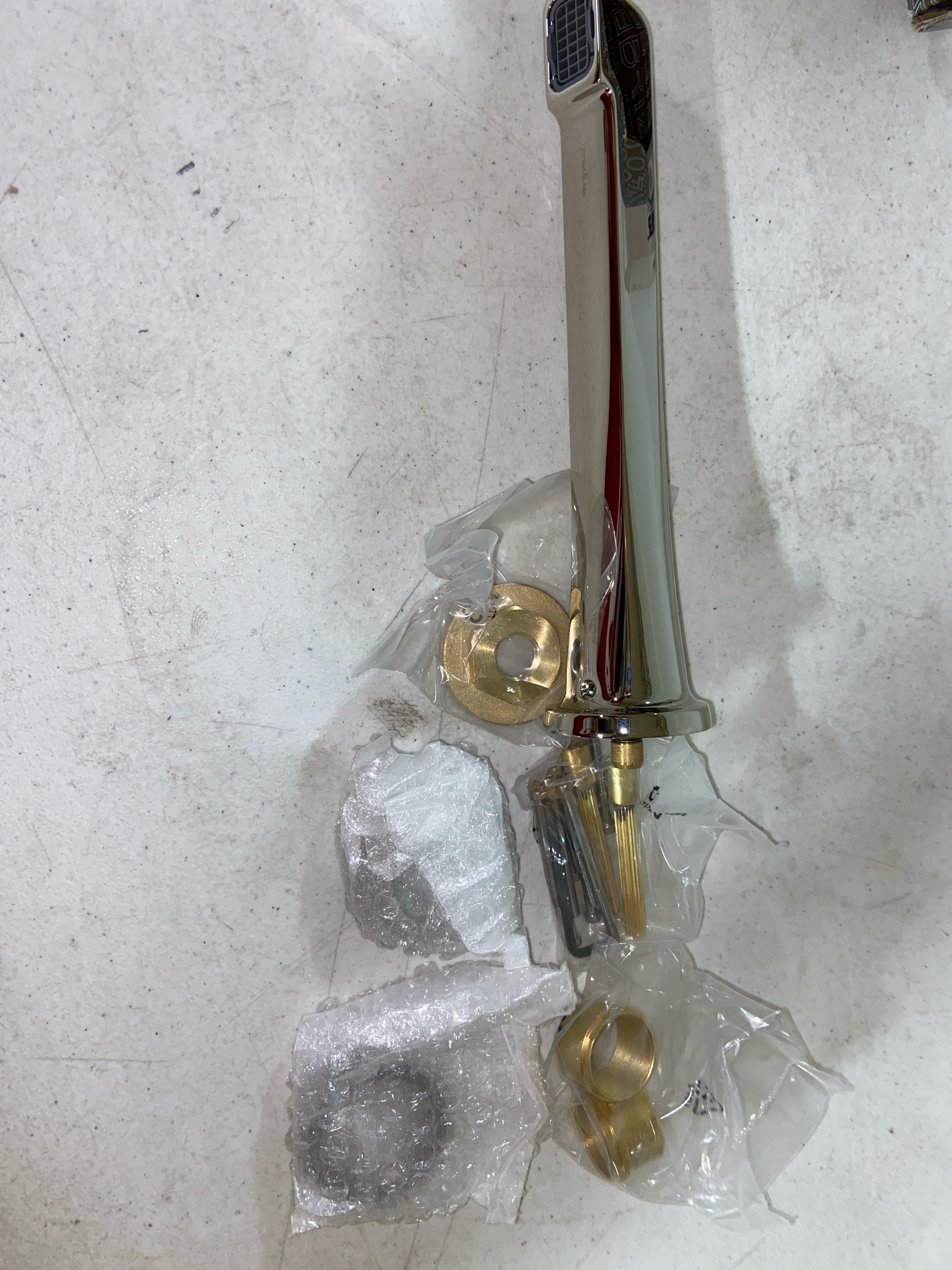 Actual inventory photograph: Delta T65898LF-PNLHP-ECO Bath Faucets and Accessories, Polished Nickel