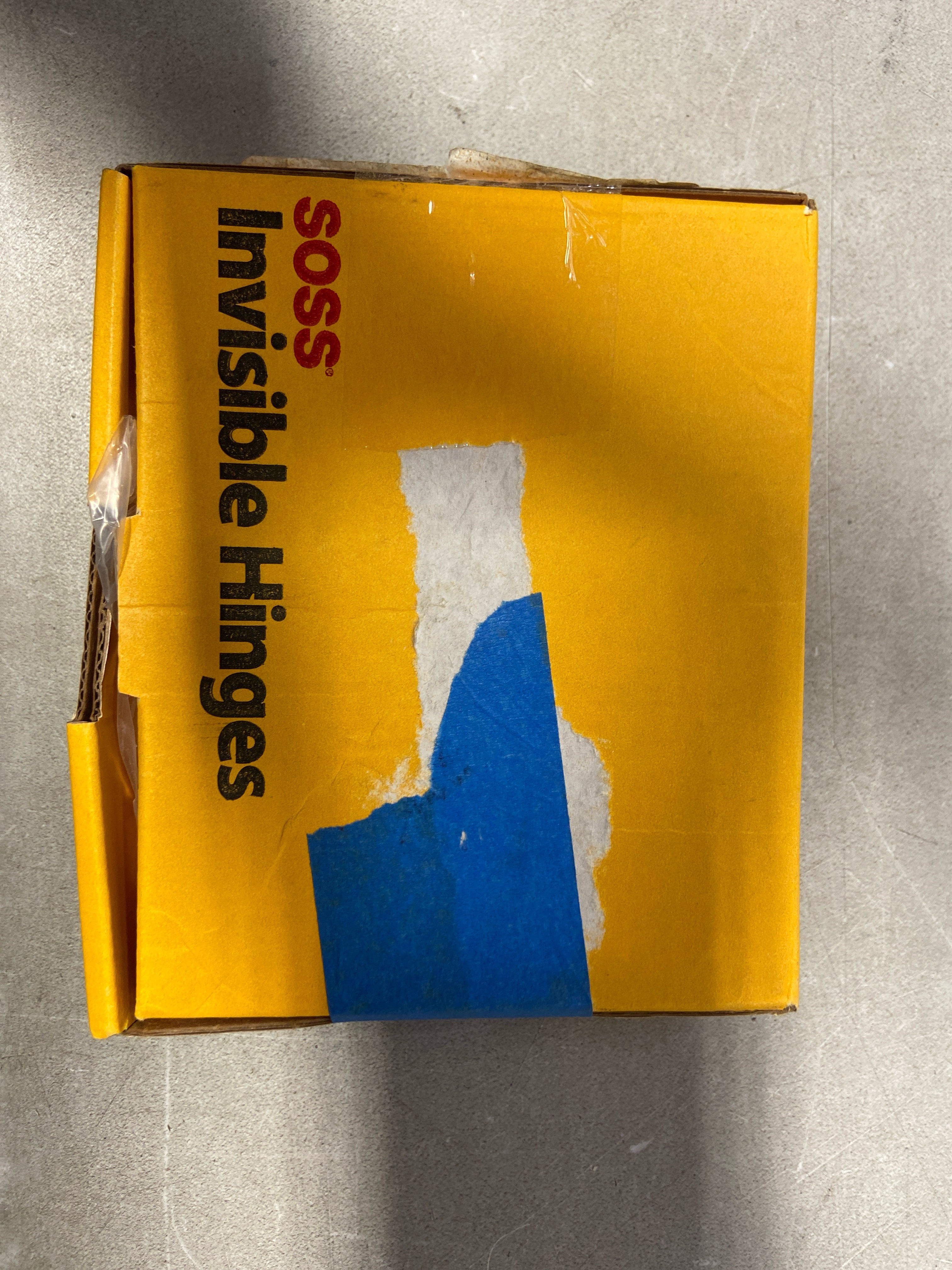 Actual inventory photograph: Soss 216US3 4-5/8" Tall Invisible Hinge for Heavy Duty - Polished Brass