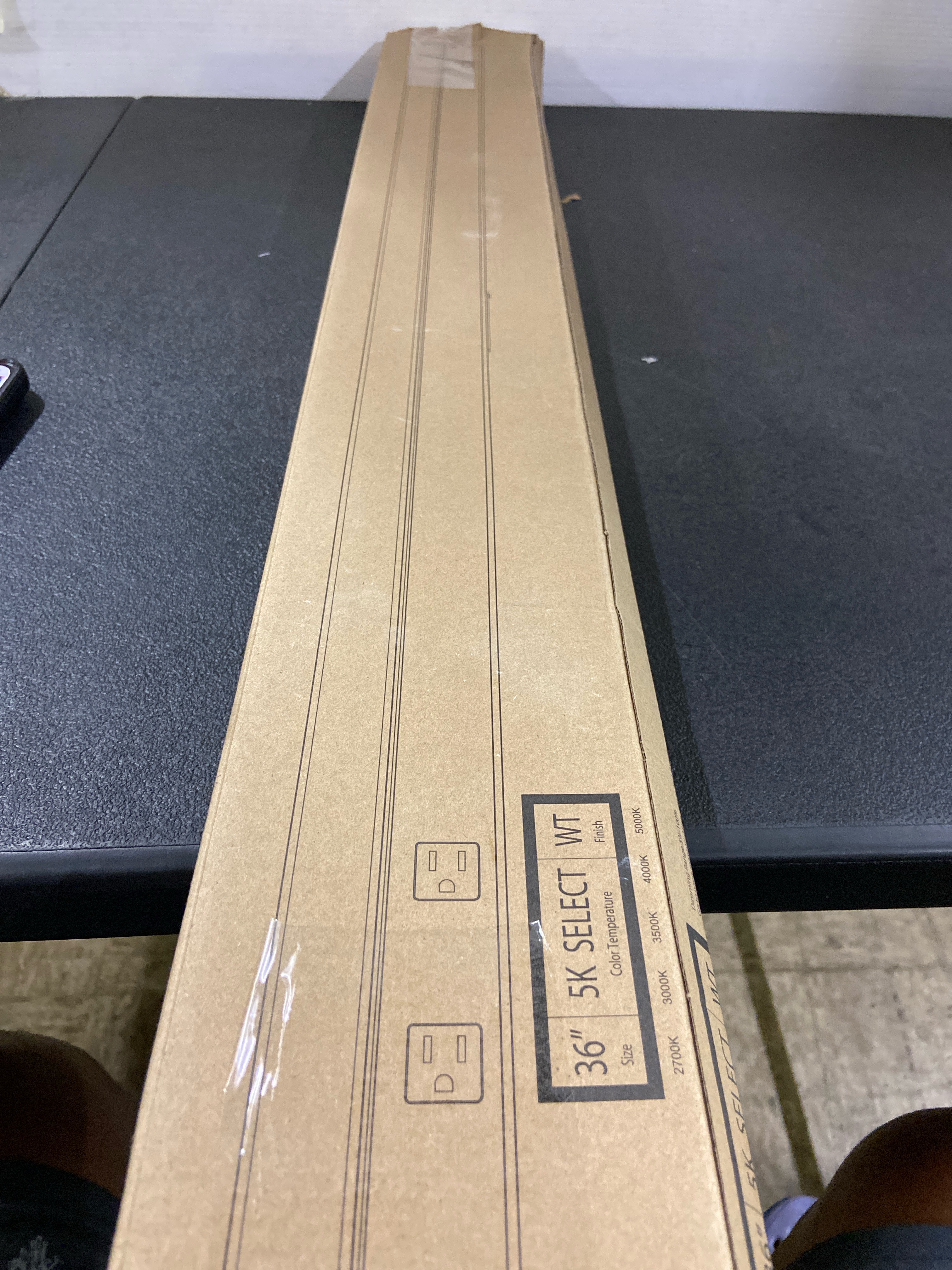 Actual inventory photograph: Maxim Lighting UCL-89867WT-3PO CounterMax 5K 36'' LED Under Cabinet W/ 3 Prong, White