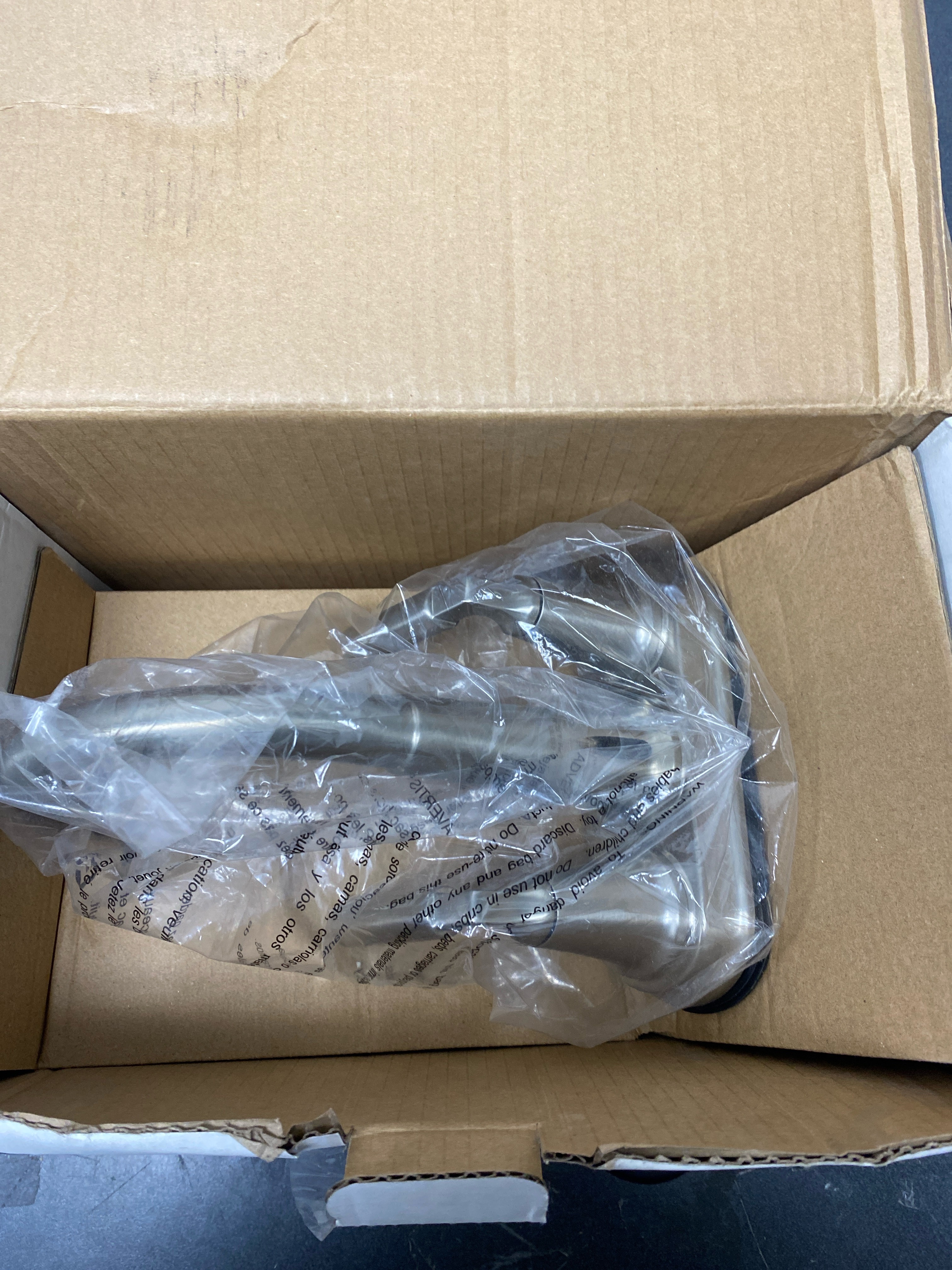 Actual inventory photograph: Delta 2548LF-SSMPU Bowery 1.2 GPM Centerset Bathroom Faucet with Pop-Up Drain Assembly - Brilliance Stainless