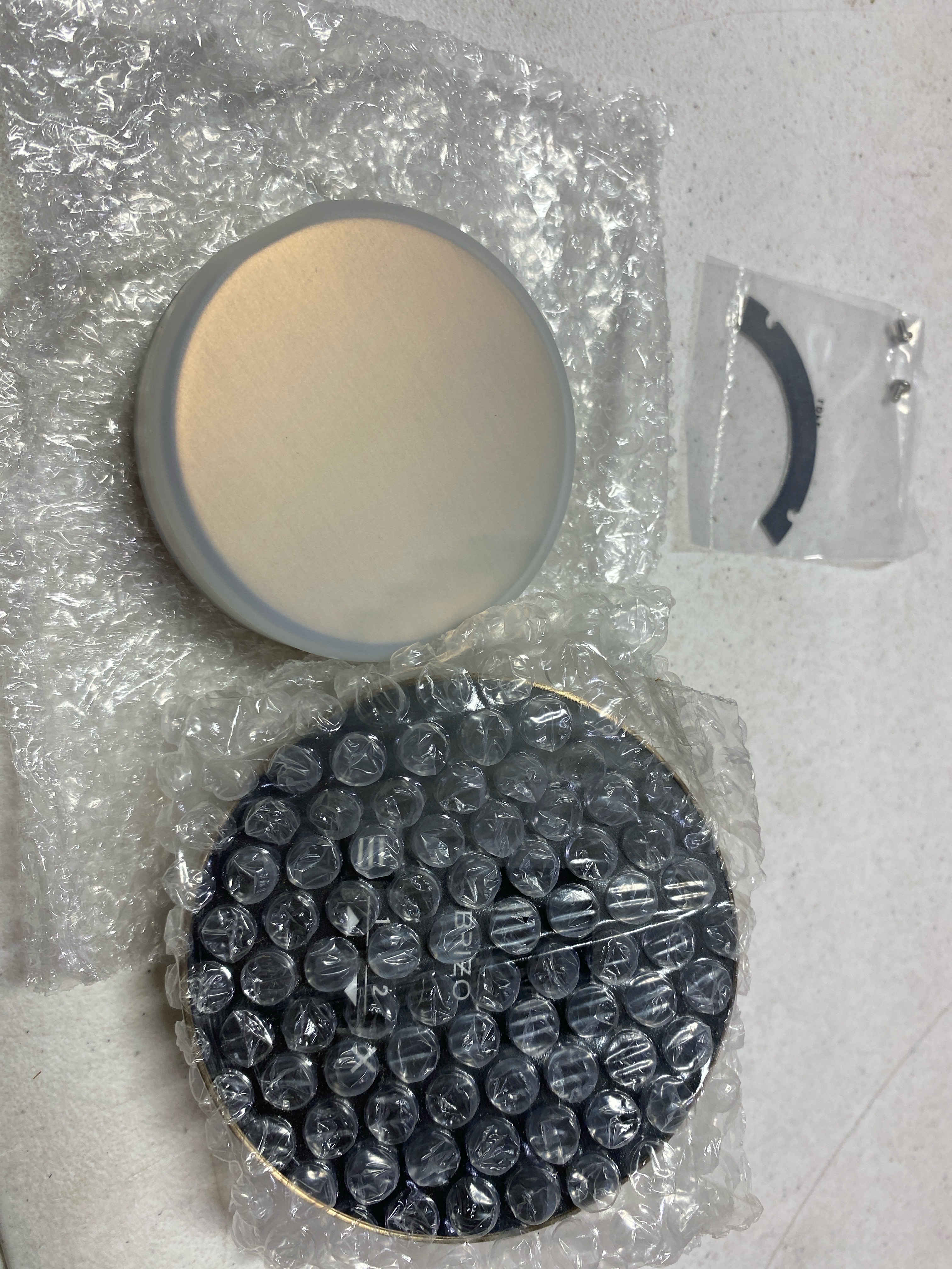 Actual inventory photograph: Brizo 8CB-250R-GL-L Mystix Round Steam Control Unit and Steam Head - Lumicoat Luxe Gold