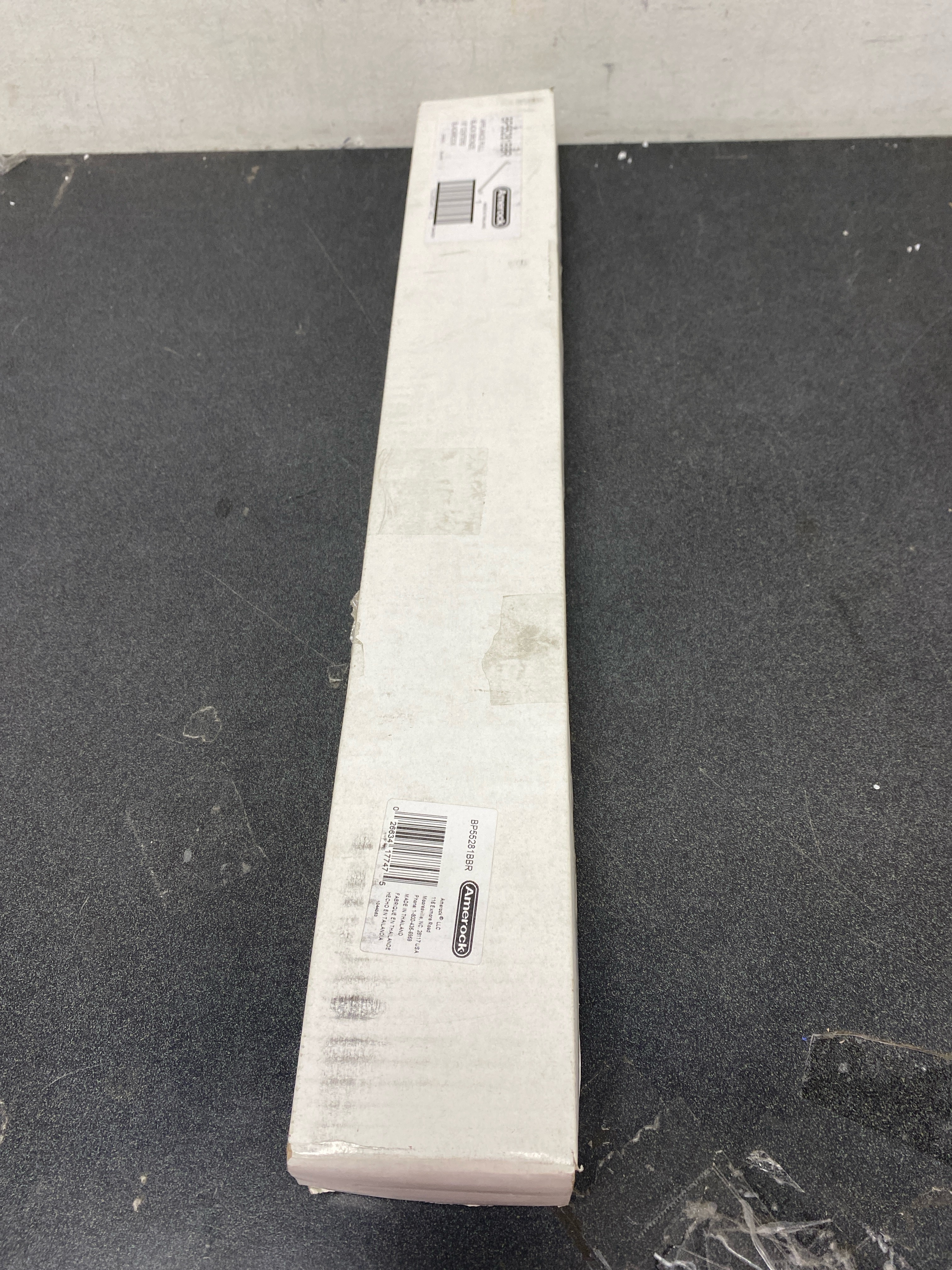 Actual inventory photograph: Amerock Bp55281 Blackrock 18" Center To Center Handle Cabinet Pull - Bronze